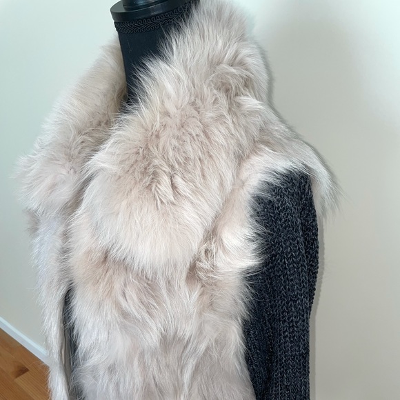 Real Wool sleeved Fur vest - Picture 3 of 6